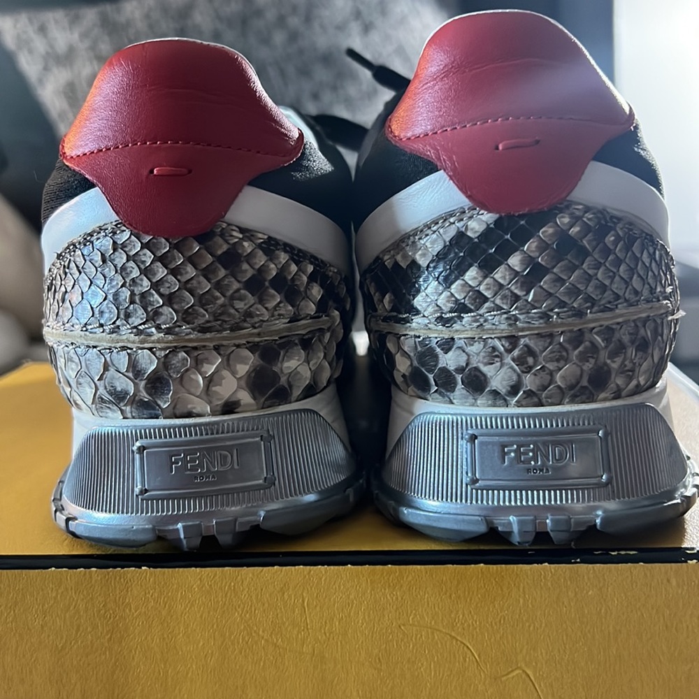 Mens Fendi leather chrome plated snake skin runners
